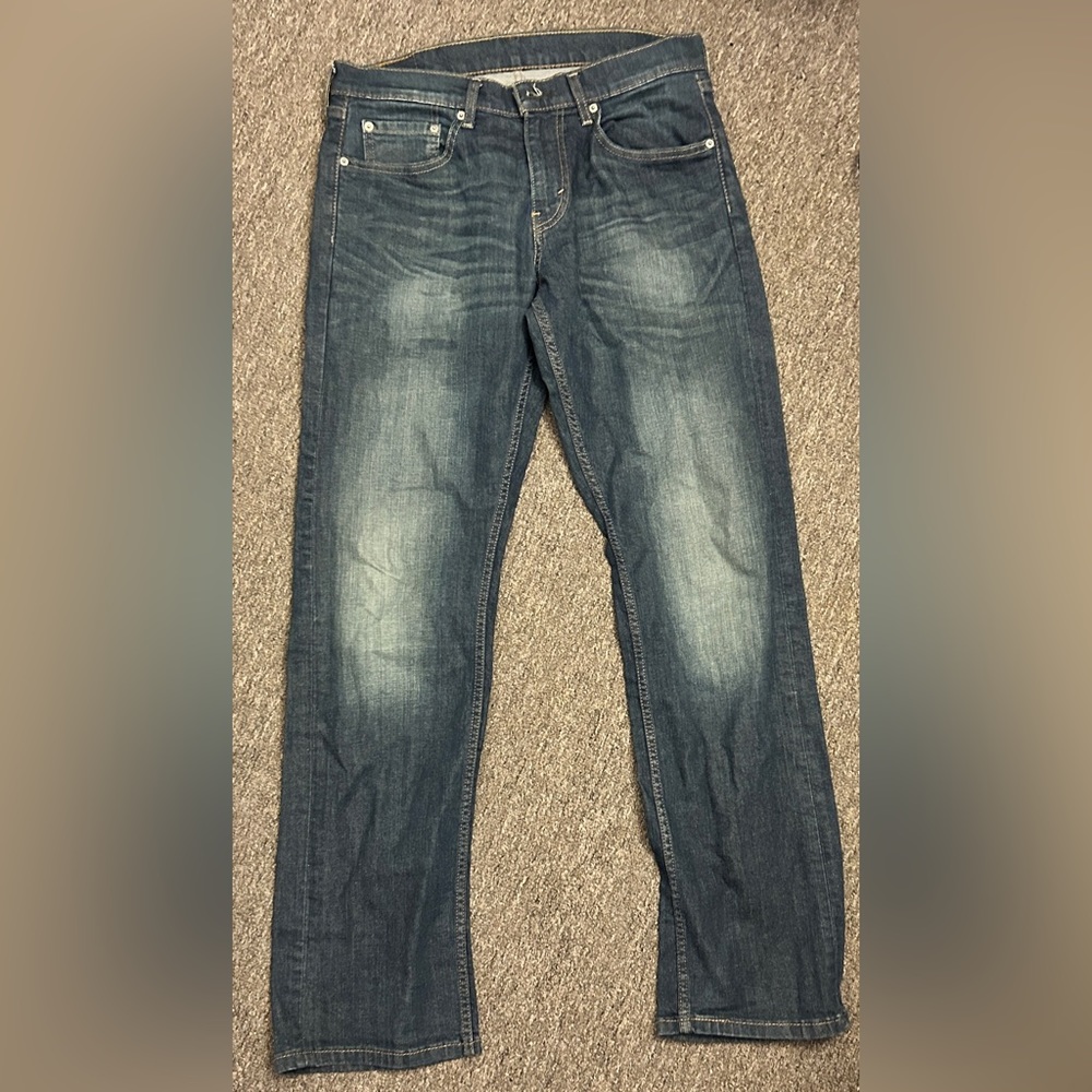 Dark Blue Baggy Levi’s Jeans
